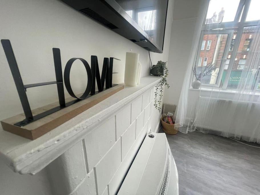 Lovely 2 Bed On Tower Bridge Лондон Экстерьер фото
